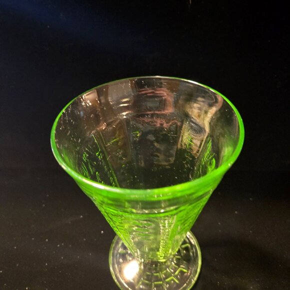 1930s Anchor Hocking Uranium Princess Tumbler 10 oz. Excellent - Picture 5 of 6